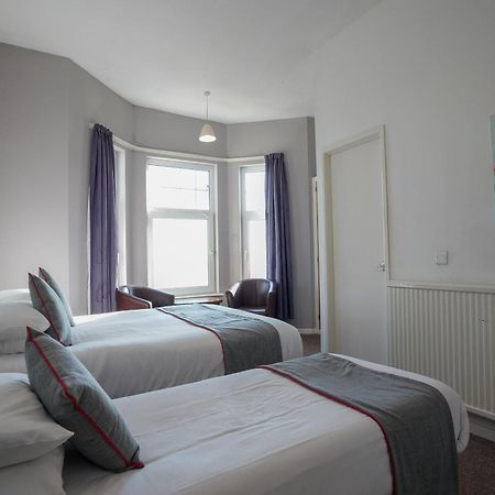 Oyo Shanklin Beach Hotel Eksteriør billede