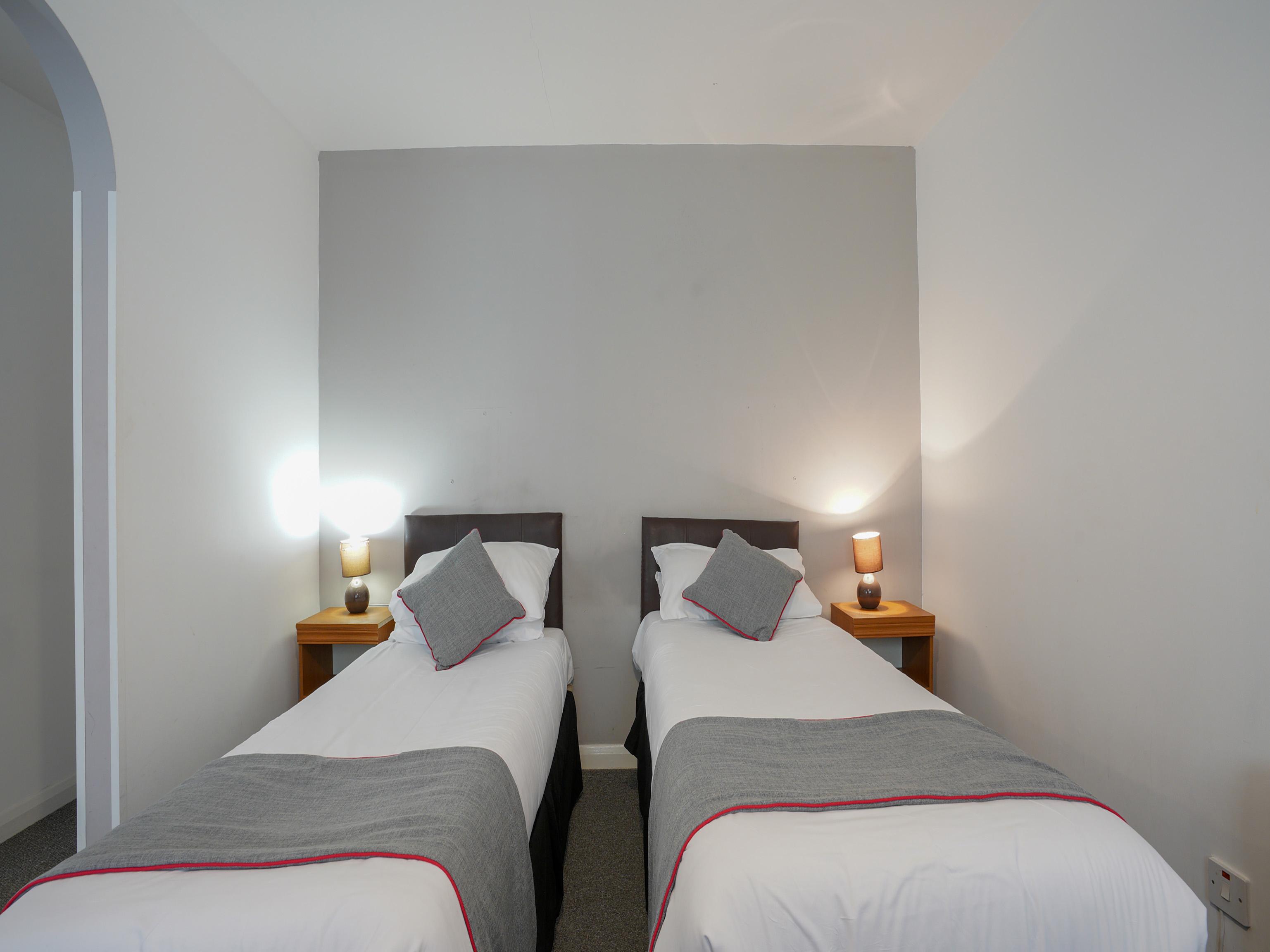 Oyo Shanklin Beach Hotel Eksteriør billede