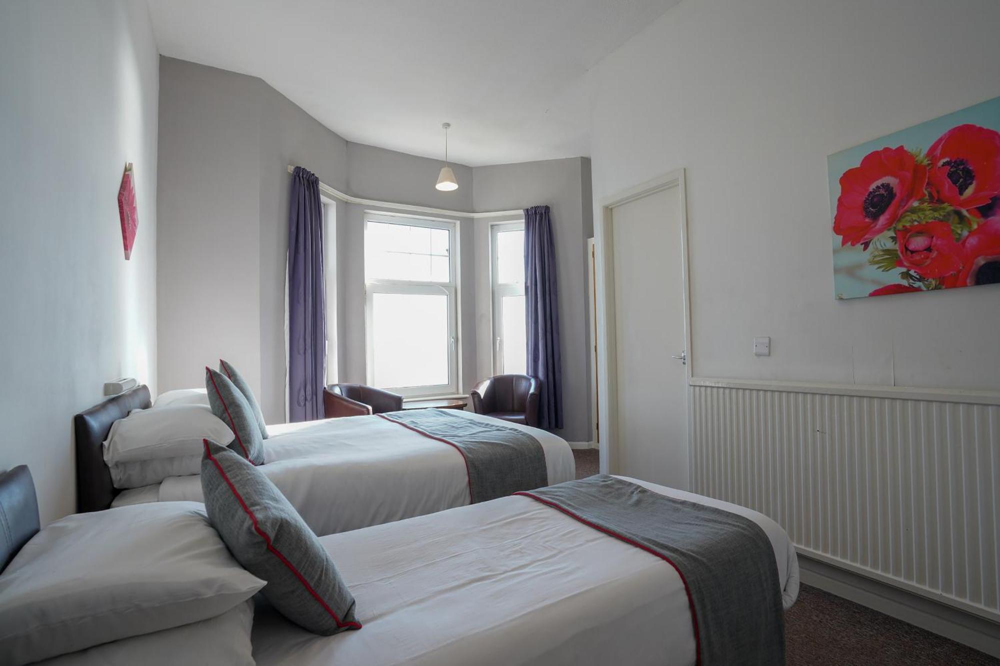 Oyo Shanklin Beach Hotel Eksteriør billede