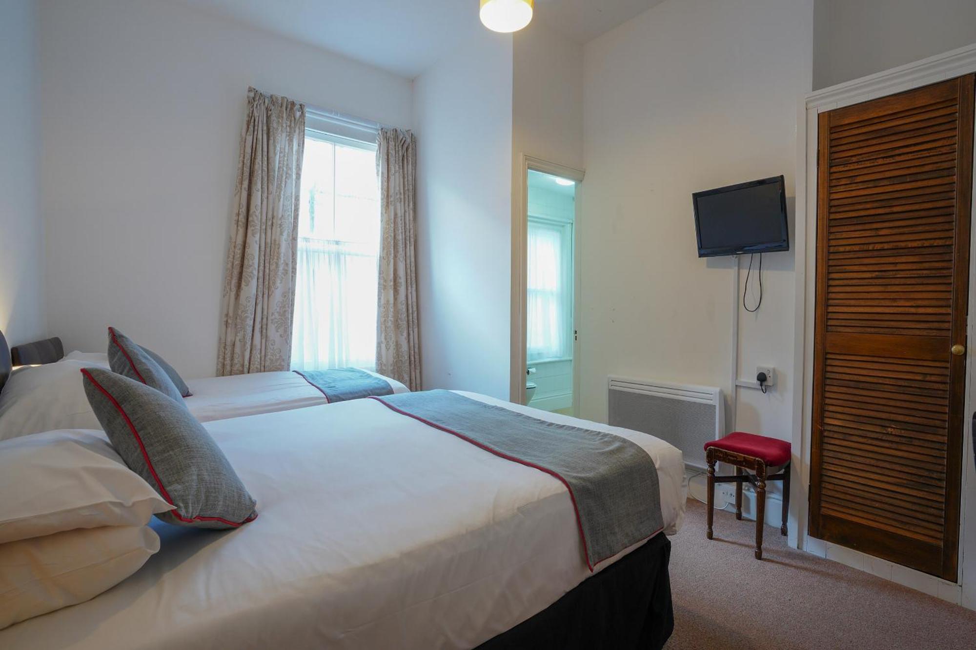 Oyo Shanklin Beach Hotel Eksteriør billede